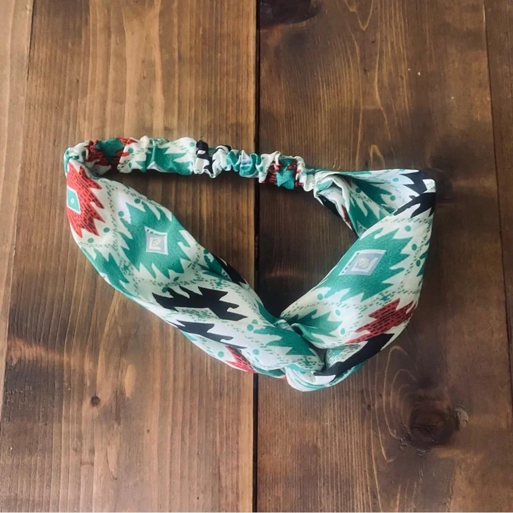 Aztec print green knot headband